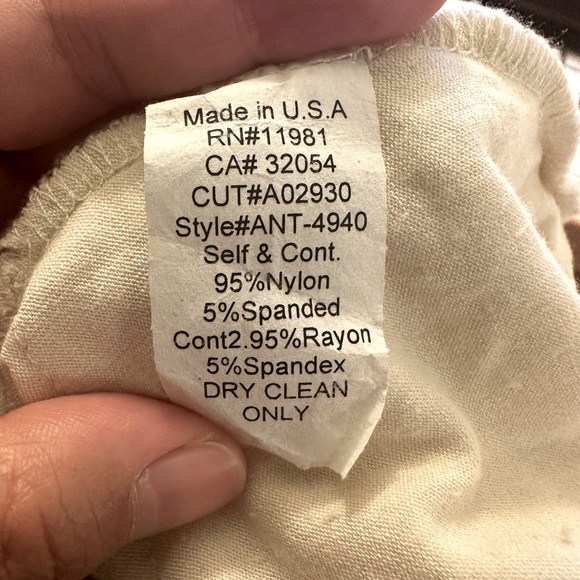 Bailey 44 Cream Colored Lace Ruffled dress.  Size small - Picture 5 of 5